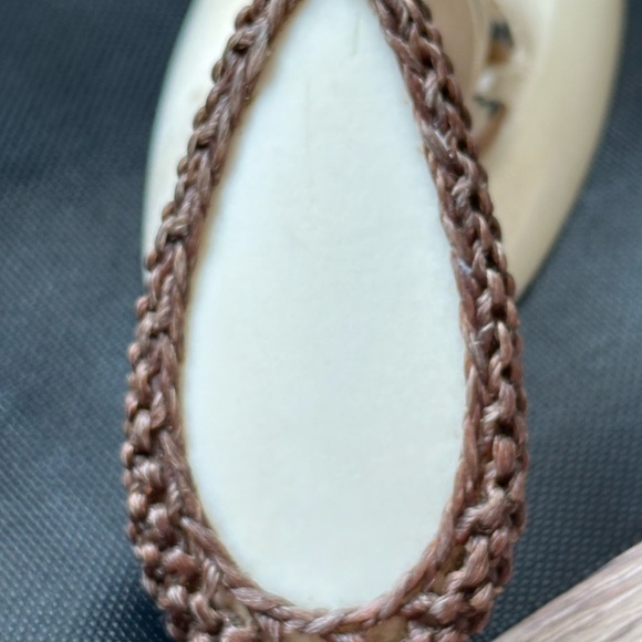 Tears of an Elephant Antique beautiful braided Ivory Pendant NOT FOR SALE - Picture 3 of 6